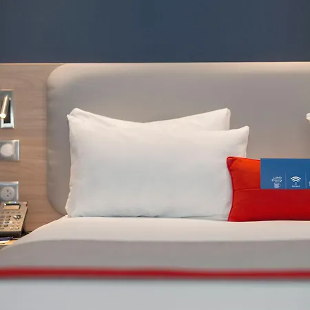 Hotel Express Paris - By Ihg 3*