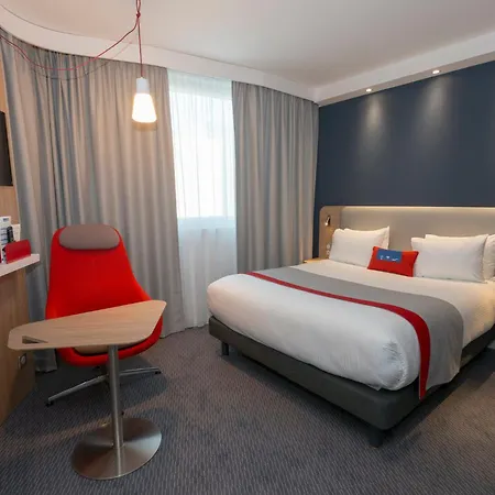 Express Paris - By Ihg Hotel 3*